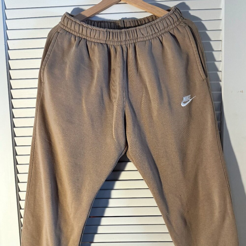 Nike -- Fleece Joggers